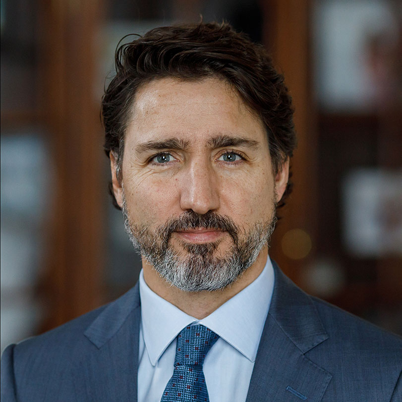 Headshot of the Right and Honourable Prime Minister Justin Trudeau.